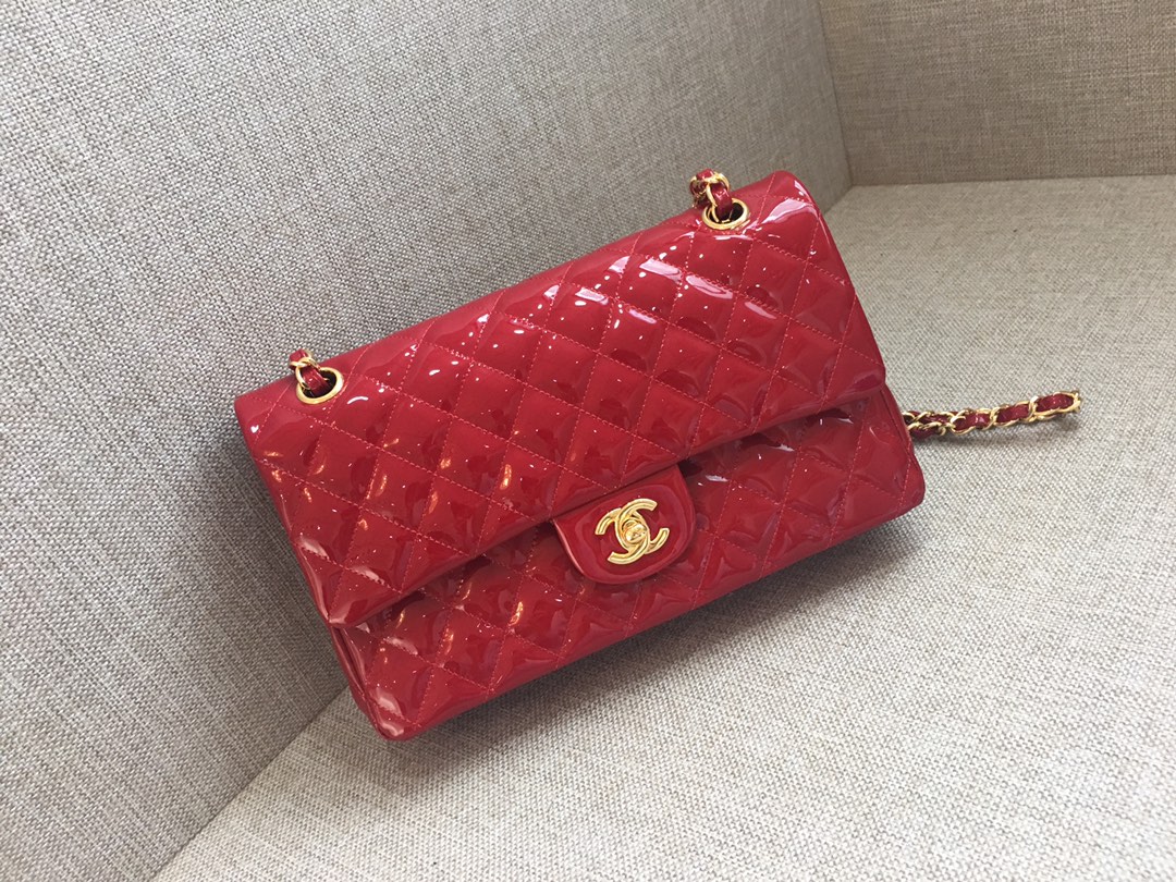 Medium Classic Flap Patent Leather Bag AO1112 Red/Gold